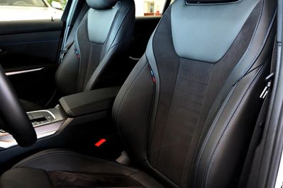 BMW Seria 3 330i M Sport sport-aut