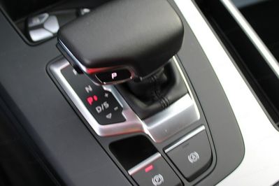 Audi Q5 40 TDI mHEV quattro Advanced S tronic