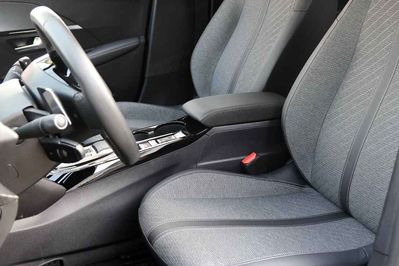Peugeot 208 Allure 1.2 e-DCS6
