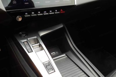 Peugeot 408 GT e-DCS 1.2 mHEV