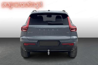 Volvo XC40 B3 Plus Dark