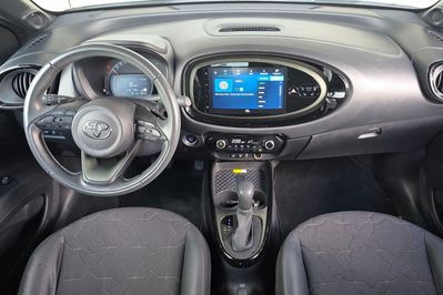 Toyota Aygo X 1.0 VVT-i Selection CVT