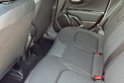 Jeep Renegade Altitude 1.5 T4 mHEV FWD DCT