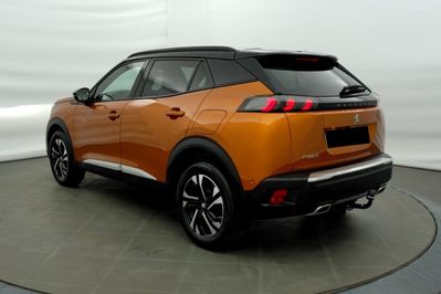 Peugeot 2008 GT 1.2 PureTech EAT8