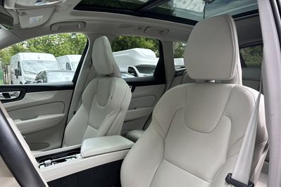 Volvo XC60 B6 B AWD Ultimate Bright