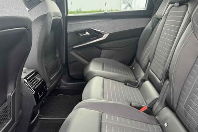 Peugeot 5008 GT 1.2 mHEV e-DCS6