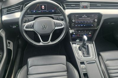 Volkswagen Passat 1.5 TSI EVO Elegance DSG