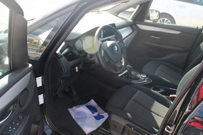 BMW Seria 2 216d