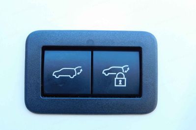 Toyota Prius Prestige 2.0 Hybrid Plug-in