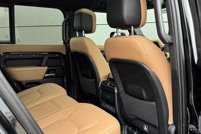 Land Rover Defender 110 5.0 P425 X-Dynamic HSE