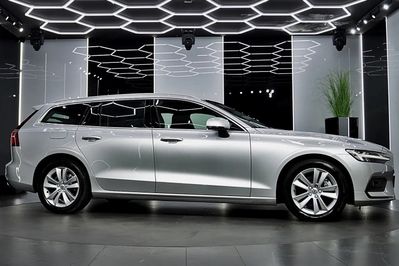 Volvo V60 B4 B Momentum Pro