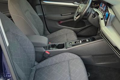 Volkswagen Golf eTSI Evo Life DSG