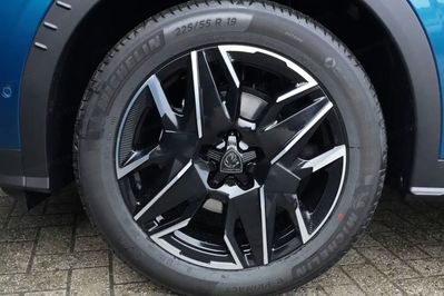 Peugeot 3008 Business e-DCS6 1.2 PureTech mHEV