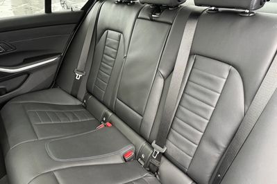 BMW Seria 3 320i M Sport