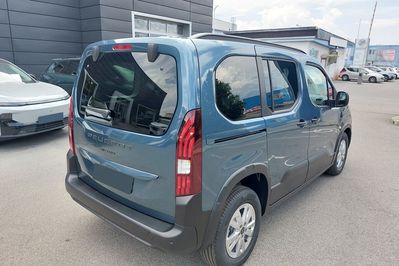 Peugeot Rifter MPV M L1H1 AT