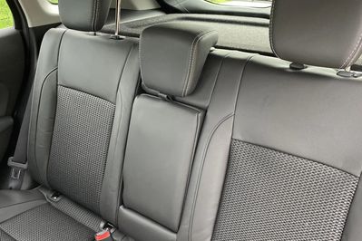 Suzuki S-Cross 1.4 SHVS Elegance SP 4WD