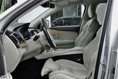 Volvo XC90 T8 AWD Plug-In Hybrid Inscription 7os aut