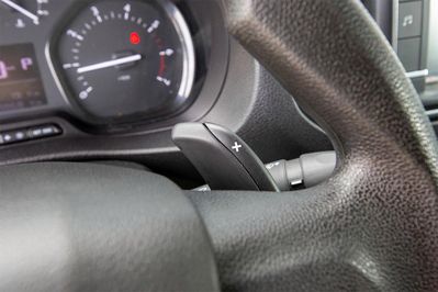 Peugeot Expert L2H1 AT