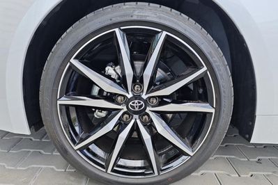 Toyota Corolla GR Sport 2.0 Hybrid Dynamic Force