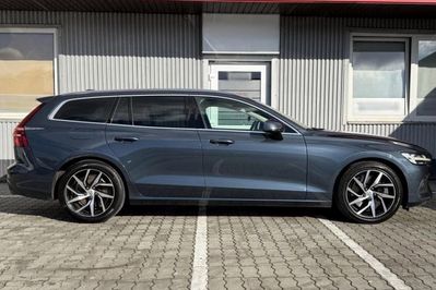 Volvo V60 T5