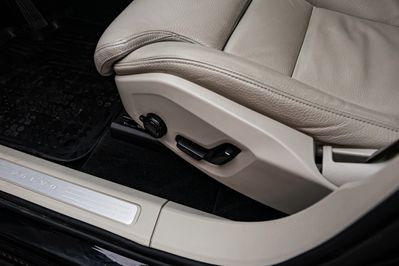 Volvo XC60 B4 D AWD Momentum Pro aut