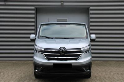 Renault Trafic L2H1 Extra AT9