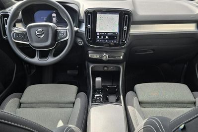 Volvo XC40 B4 Plus Dark aut