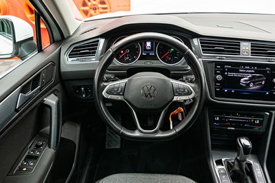 Volkswagen Tiguan 2.0 TSI Life 4Motion DSG