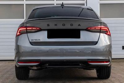 Skoda Octavia Sportline 1.5 TSI m-HEV DSG