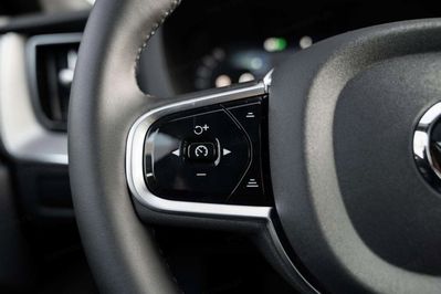 Volvo XC60 B5 AWD Ultra Black Edition