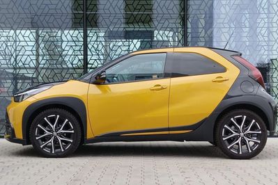 Toyota Aygo X Hybrid 1.5 Style e-CVT