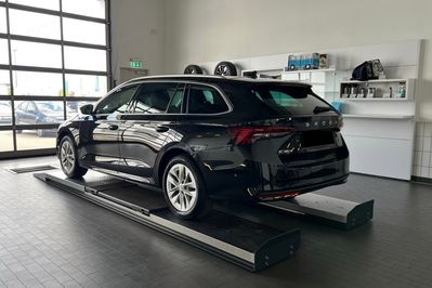 Skoda Octavia Selection Edition 130 1.5 TSI mHEV DSG