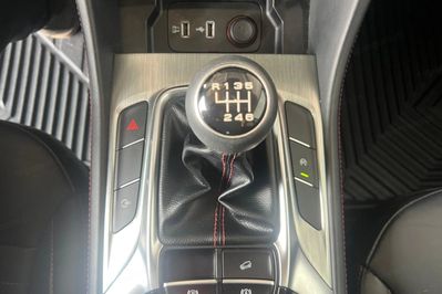 MG HS 1.5 t-Gdi Exclusive