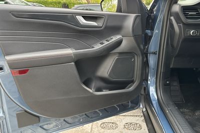 Ford Kuga ST-Line X 2.5 FHEV FWD