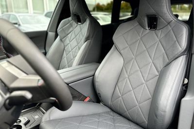 BMW iX M70 xDrive