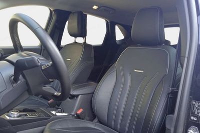 Ford Kuga 2.5 FHEV 4x4 Vignale