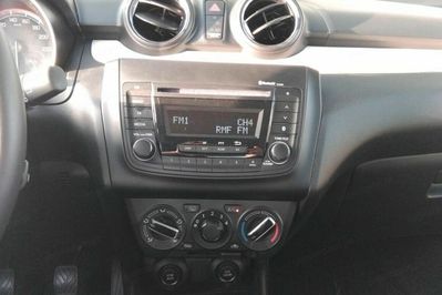 Suzuki Swift 1.2 Dualjet SHVS Premium