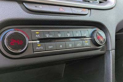 Kia Ceed 1.5 T-GDI M