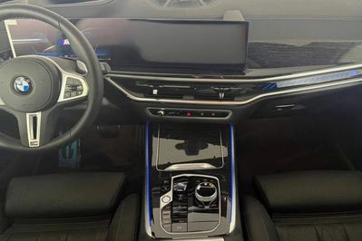 BMW X5 M60i xDrive
