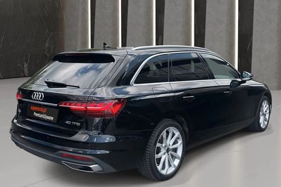 Audi A4 40 TFSI mHEV S tronic