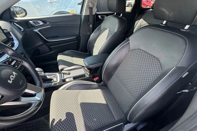 Kia Ceed 1.5 t-Gdi Tribute Dct
