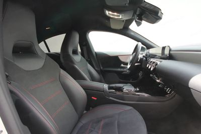 Mercedes CLA 250 e AMG Line