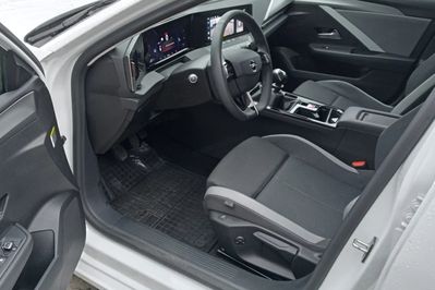 Opel Astra 1.2 T Business Edition S&S