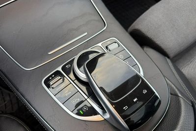 Mercedes E Klasa 400 4-Matic 9G-TRONIC