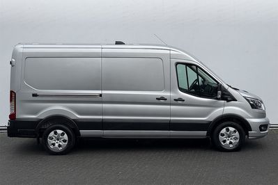 Ford Transit 350 L3H2 Limited A8