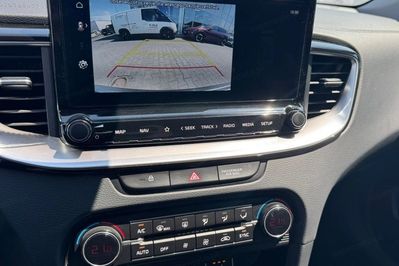Kia Ceed 1.5 t-Gdi Tribute Dct