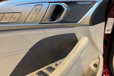 BMW Seria 8 Cabrio 840i xDrive