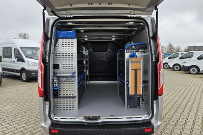 Ford Transit Custom L2H1 Zabudowa Warsztatowa
