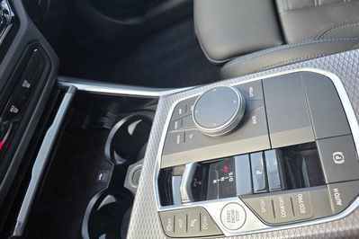 BMW Seria 3 330i xDrive M Sport aut