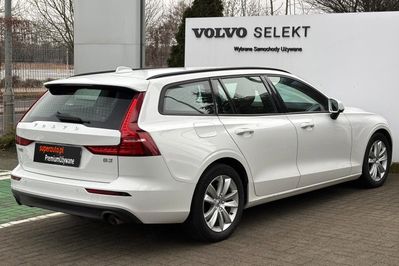 Volvo V60 B3 B Momentum Core